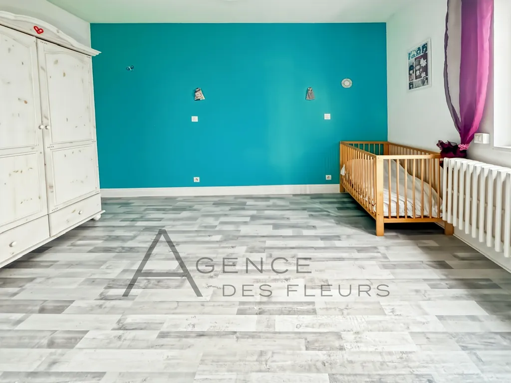 À vendre, jolie maison de 122 m² sur un terrain de 485 m² située à Caudebec-les-Elbeuf 76320