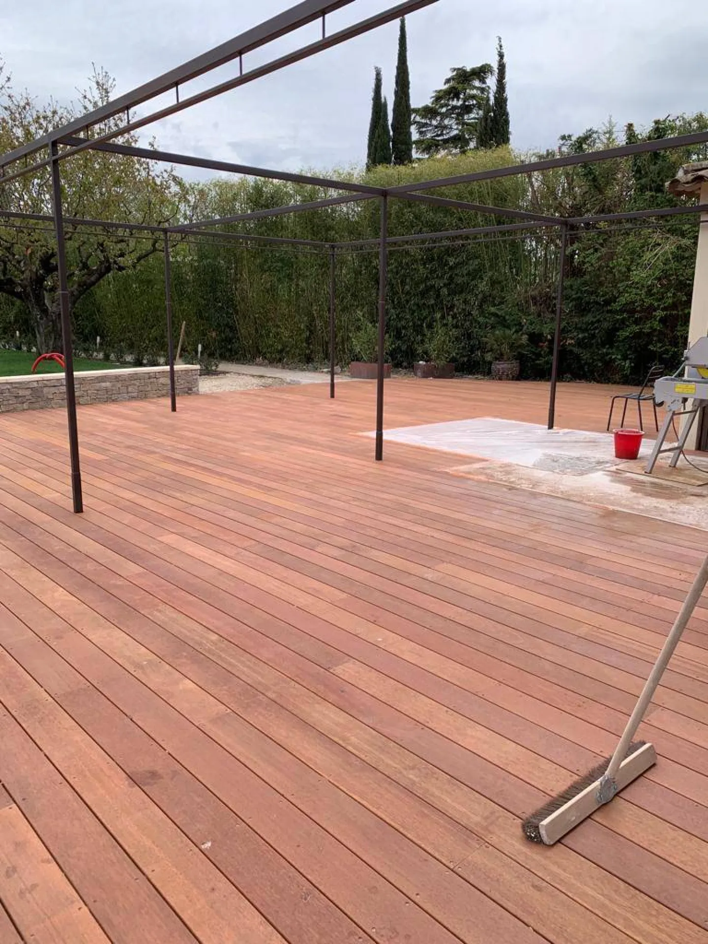 Terrass Merbau Lourmarin 2 