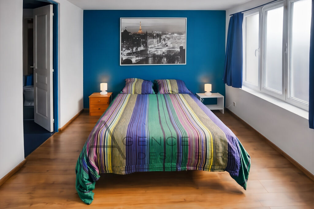 A vendre, Loft contemporain situé en centre ville d'Elbeuf de 198 m²