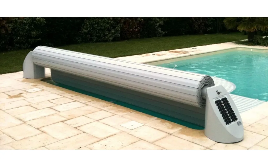 ENROULEUR HORS-SOL SOFATEC TYPE MARQUISE SOLAIRE AVEC OU SANS FIN DE COURSE