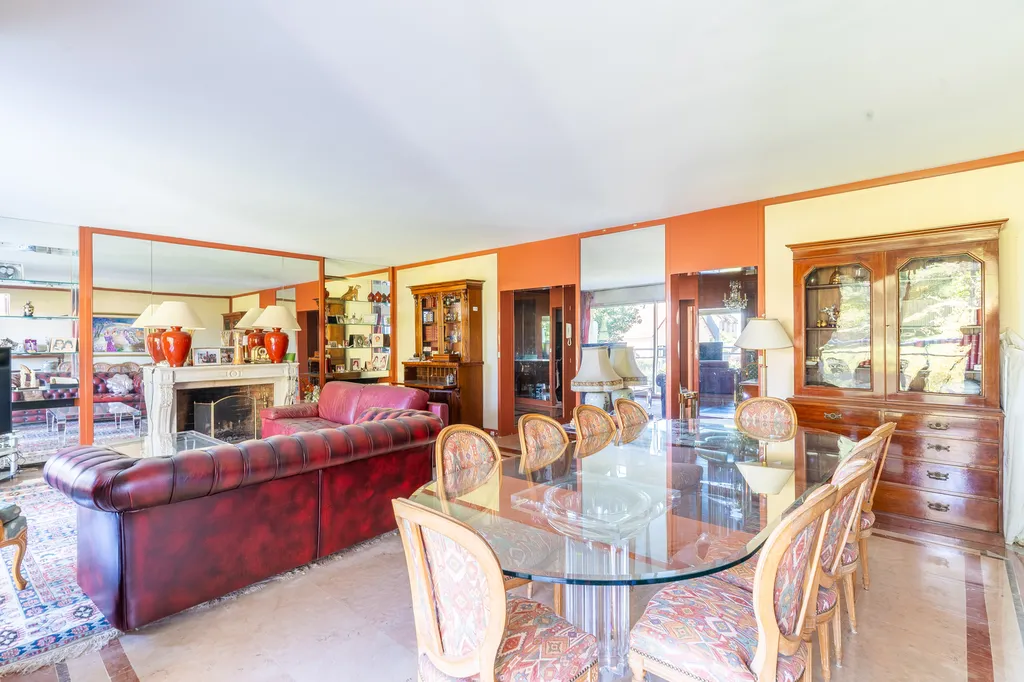 salon sur balcon à sevres