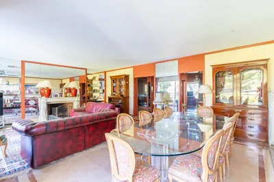 salon sur balcon à sevres