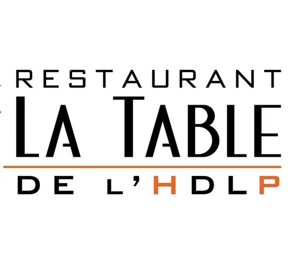 La Table de L'HDLP de Bormes les Mimosas, proche de la mer mais à l'écart de la foule