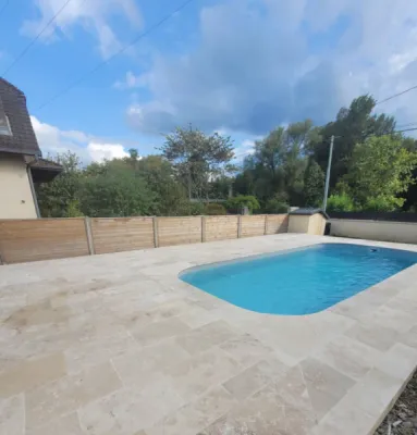 Travertin, pierre naturelle pour dallage en parement mural vers Saint-Rémy-de-Provence 13