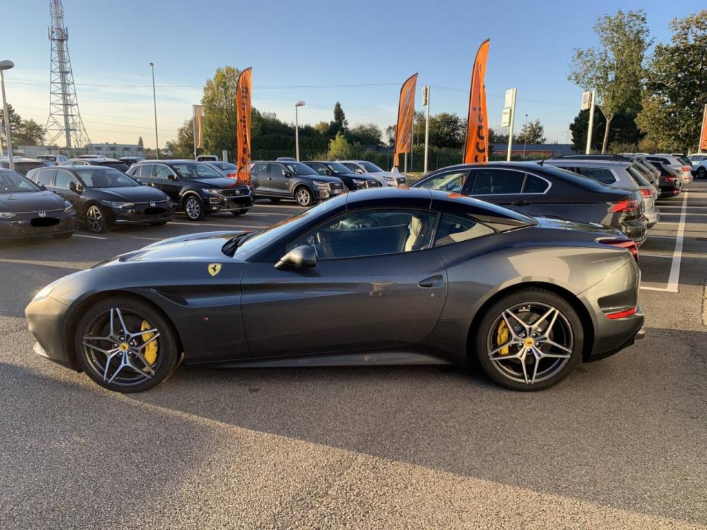 Vente Ferrari d'occasion Califonia T en Normandie