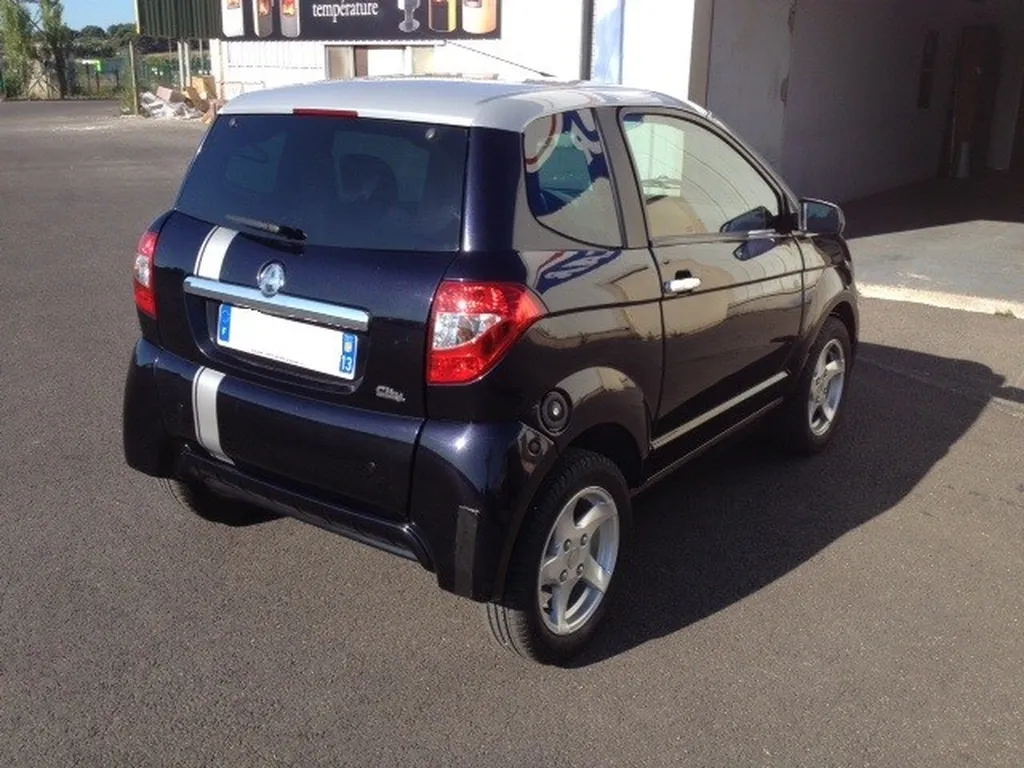 Voiture sans permis occasion AIXAM à Marseille Plan de Campagne