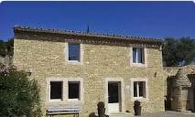 Imbert électricité à Gordes Luberon pour rénovation électrique de maison