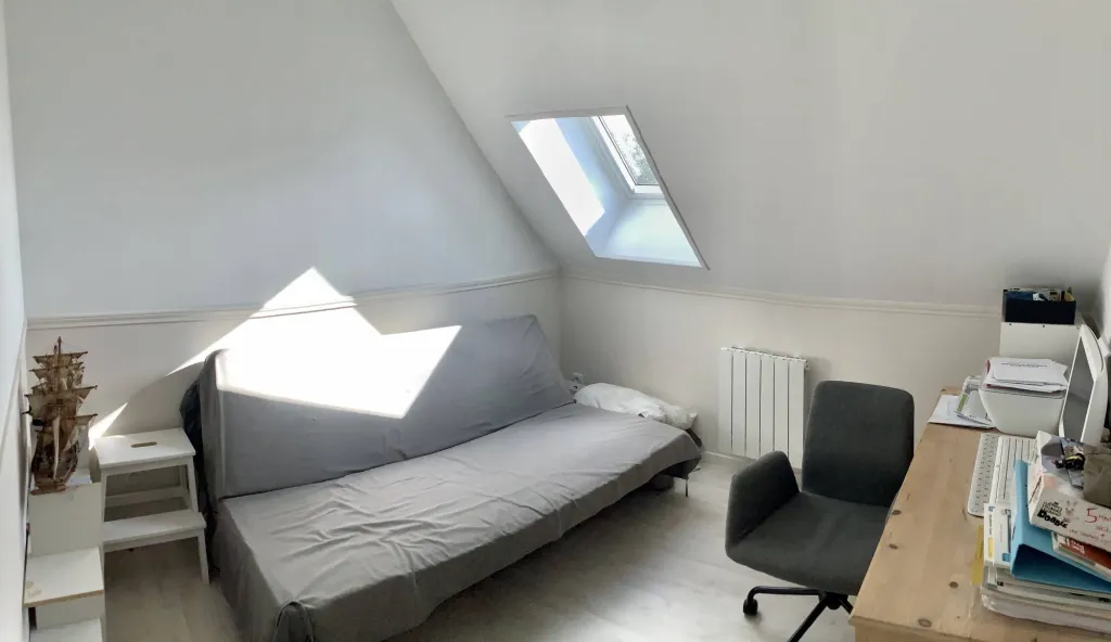 A acheter, très belle maison contemporaine de 170m² sur un terrain de 2500m² au calme sur la commune de TOURVILLE LA CAMPAGNE 27370