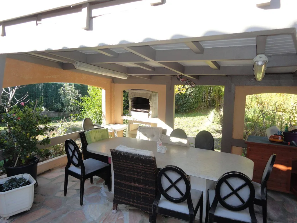 Notre zone d'activité pour ce serviceMaison à acheter autour de Cassis à Ceyreste 13600, Bouches-du-Rhône : plus d’espace, garage et temps de trajet maîtrisé