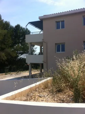 ACHAT TONNELLE OMBRIERE SUR MESURE  DESIGN MARSEILLE PACA