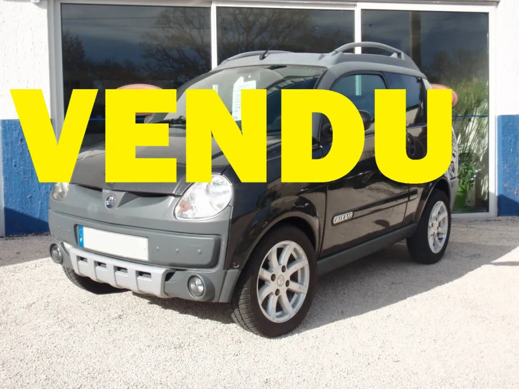 VENDU !!! vente voiture sans permis d'occasion AIXAM Crossline de 2007 La Garde Var 83