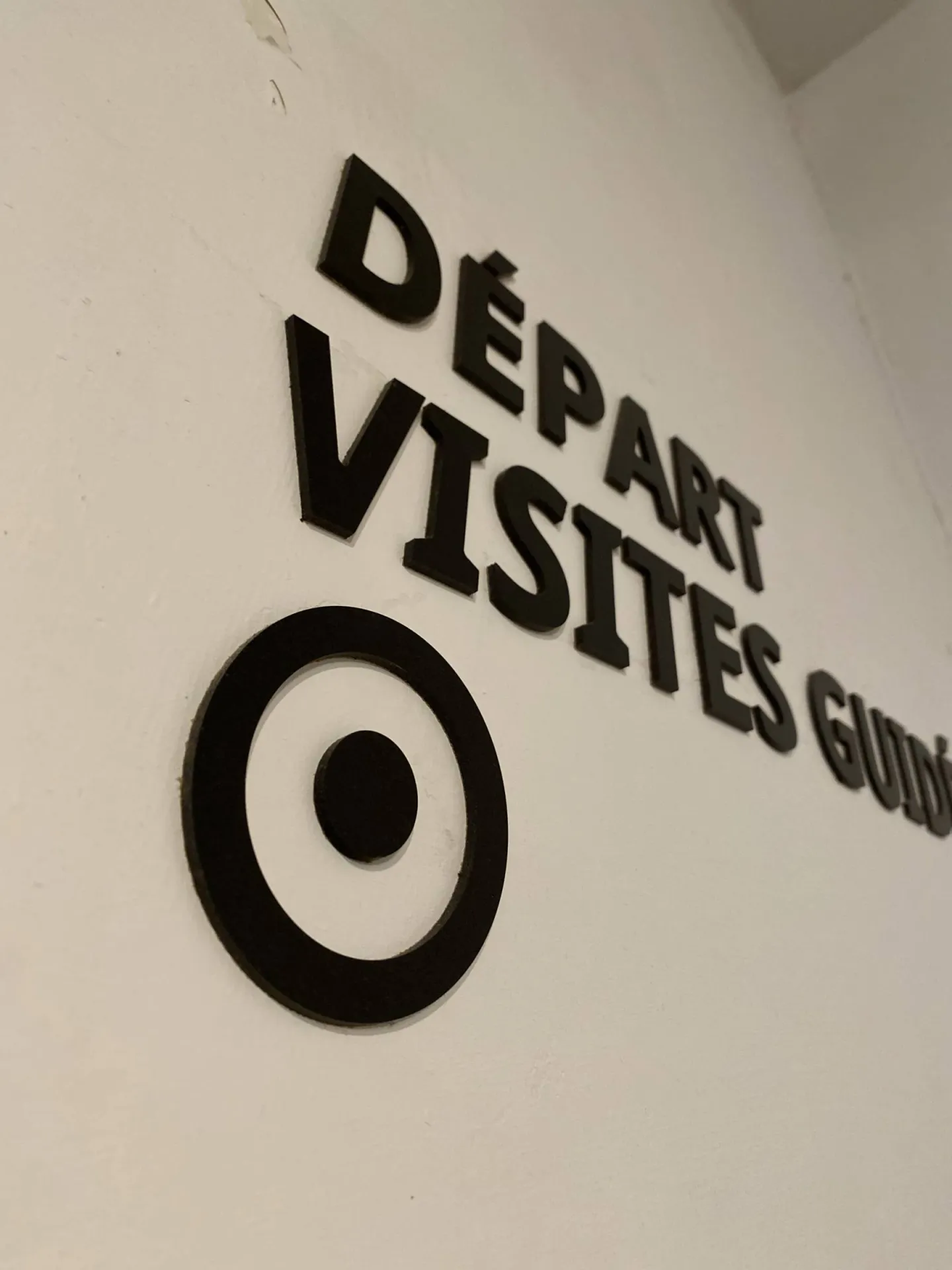 Signalétique decoupe a la forme musée gadagne à Lyon