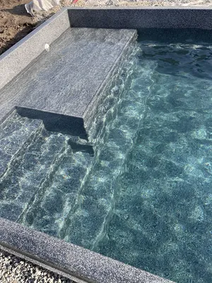 Une des finition Luxe Nature - Piscine de luxe