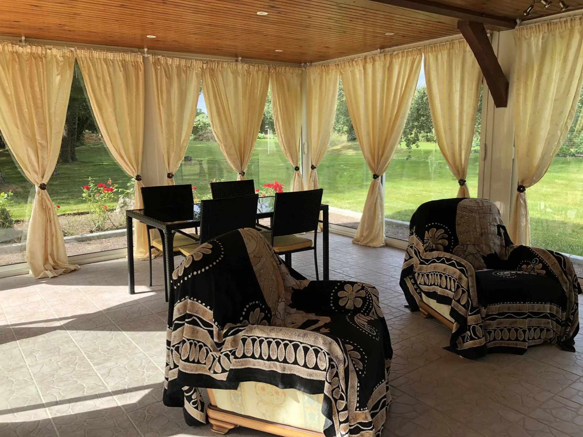 Maison normande et dépendance proximité Lisieux