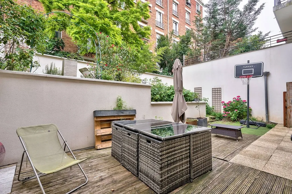 A vendre appartement avec 5 chambres en rez de jardin à La Garenne-Colombes 92250