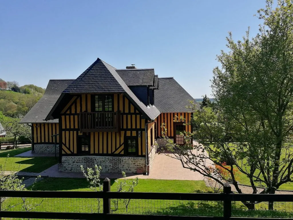A la vente charmante maison en pans de bois située à une dizaine de minutes de Cabourg 14