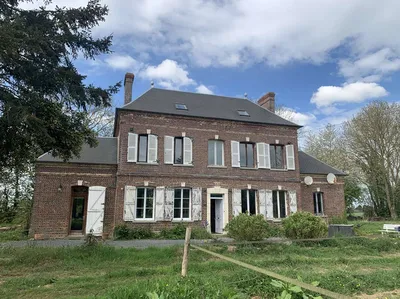 A vendre dans le département de l'EURE (27): Propriété avec Maison d'habitaion de caractère sur 3 ha 80 a de terrain, herbage et dépendance.