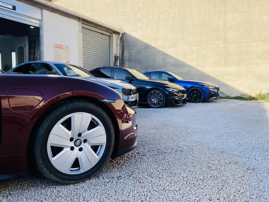 réparation carrosserie Porsche Taycan électrique Porsche Marseille proche d’aubagne et cassis