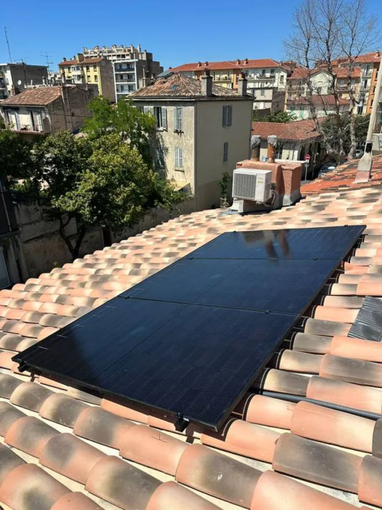 Installez vos panneaux solaires Dmegc à Marseille à côté de Château Gombert et Allauch 