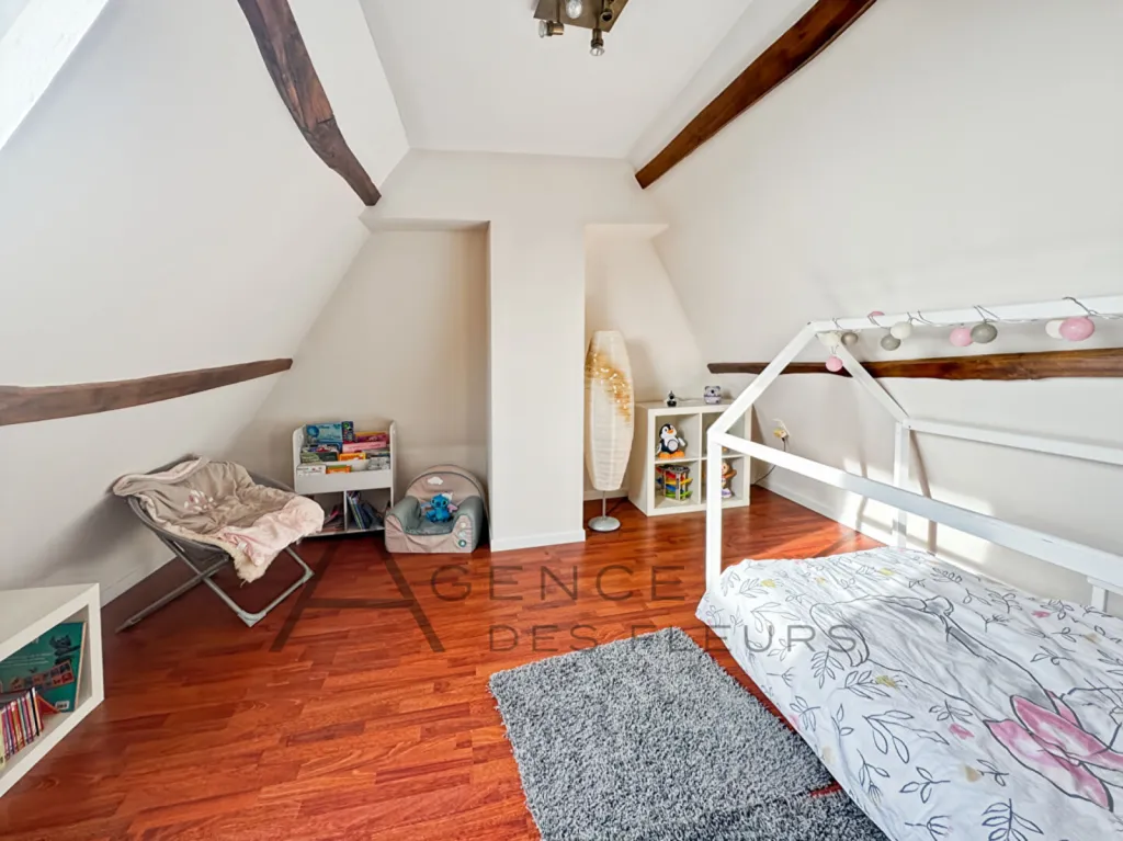 A vendre, belle longer normande de 96 m2 sur un terrain de 1200 m2 située sur la commune du Bec-Thomas 27370