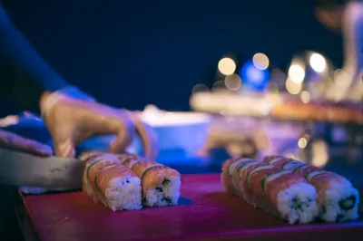 Une Bar Mitzvah chic et festive organisée par une wedding planner dans un Théâtre à Milan en Italie