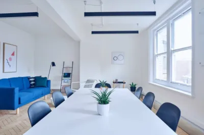 Vente et installation de fenêtres PVC pour particuliers à Marseille