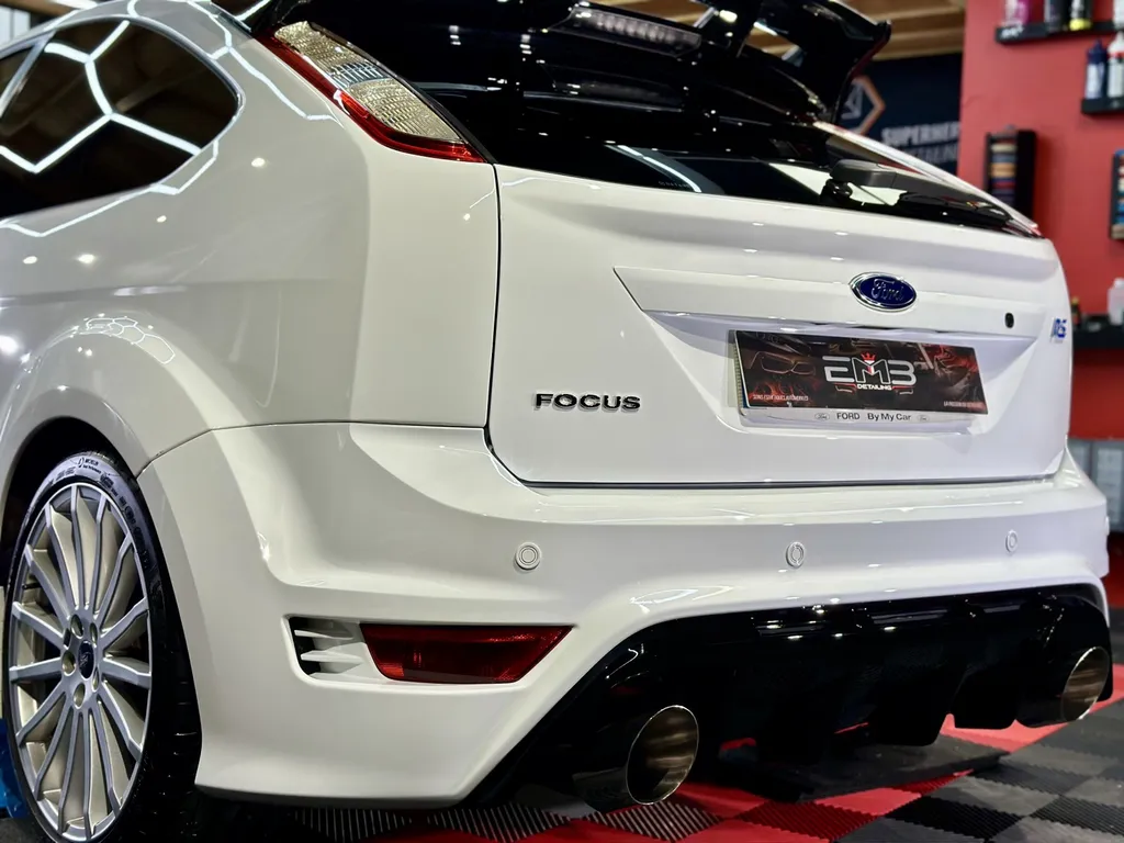 rénovation carrosserie lyon spécialiste du traitement céramique ouest lyonnais 