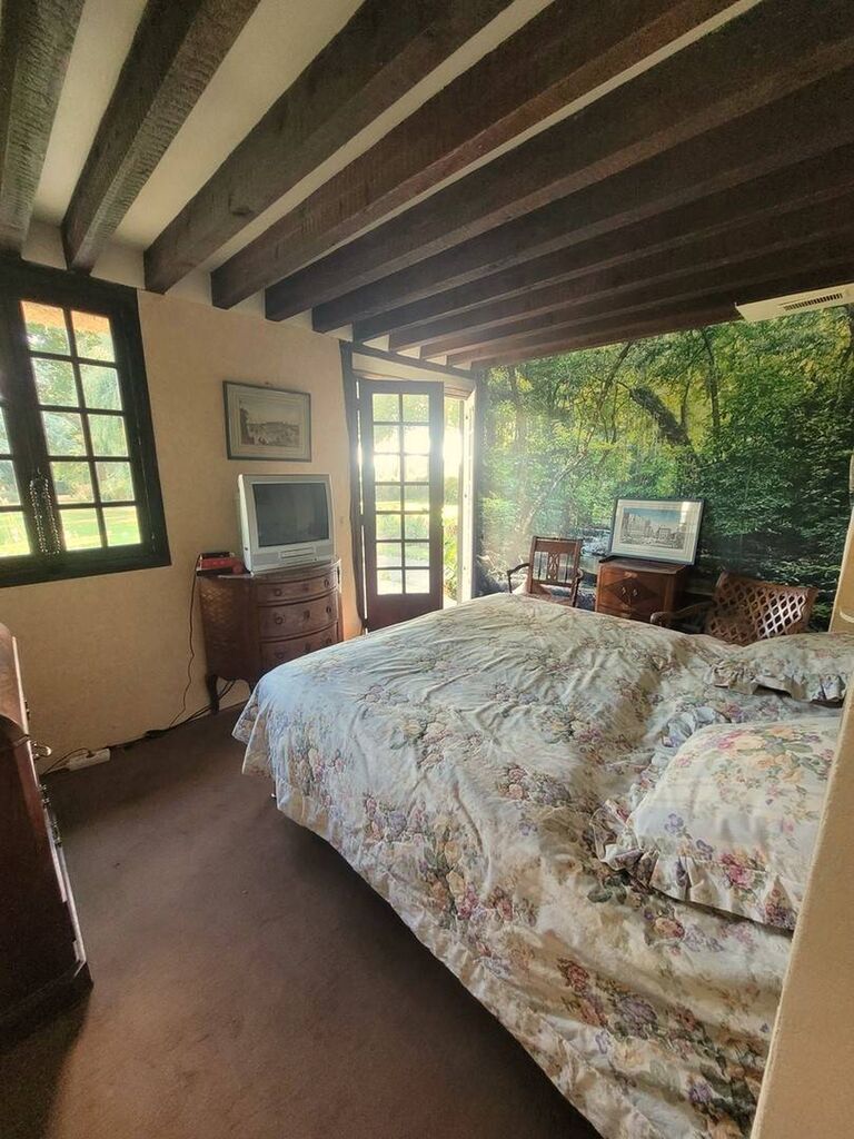 Belle Chaumière Normande sur 8 700 m² de terrain