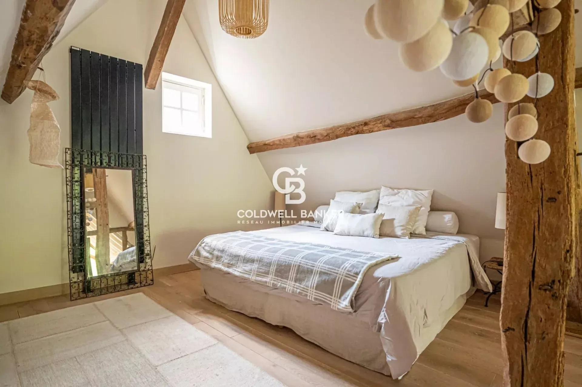 maison de campagne avec rivière à vendre en sarthe