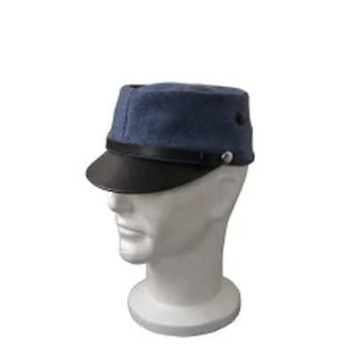 Coiffes Première Guerre mondiale militaires authentiques fidèles armées historiques pour reconstitution Metz