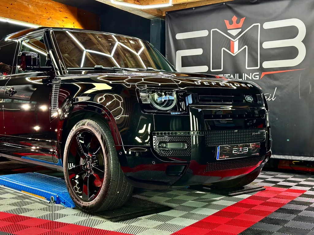 DETAILING auto Lyon protection traitement céramique PPF voiture Land Rover Defender 
