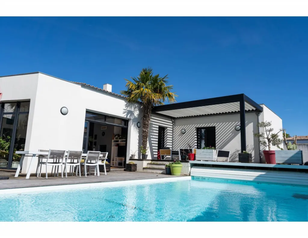 Installation de pergola d’angle en aluminium à Aix en Provence