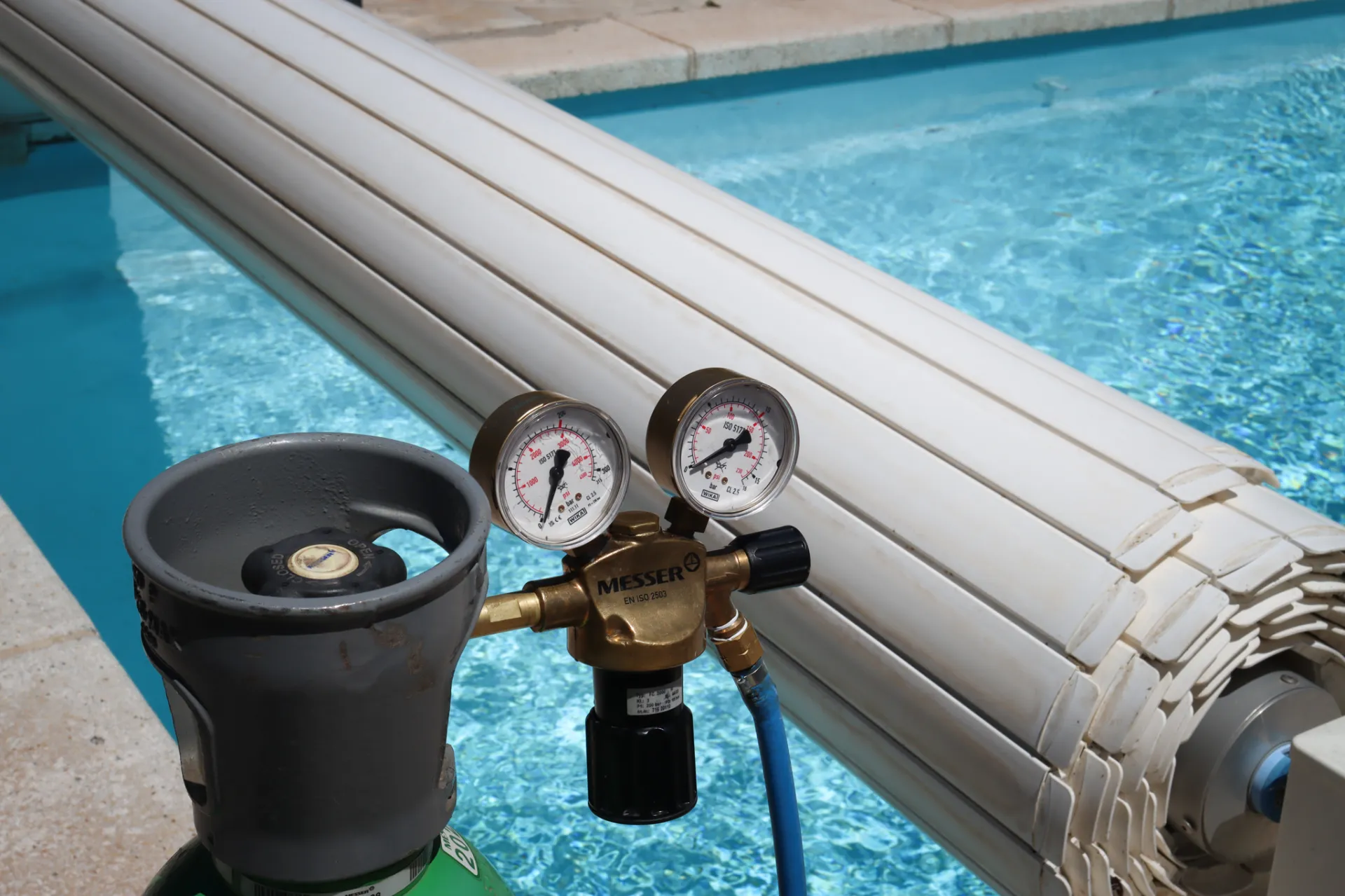Recherche de fuite piscine non destructive et contrôle étanchéité des canalisation pour professionnels de la piscine à Paris Île-de-France et Centre Val de Loire