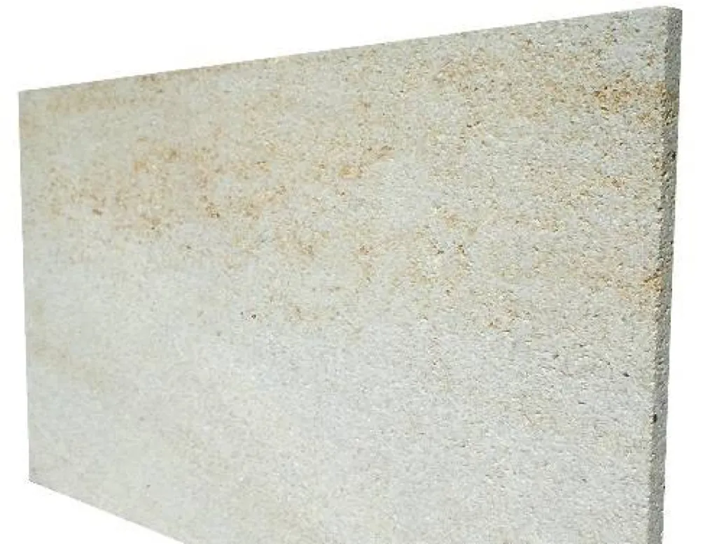 Le placage Sireuil doré pierre de Charente en pierre naturelle à Bordeaux