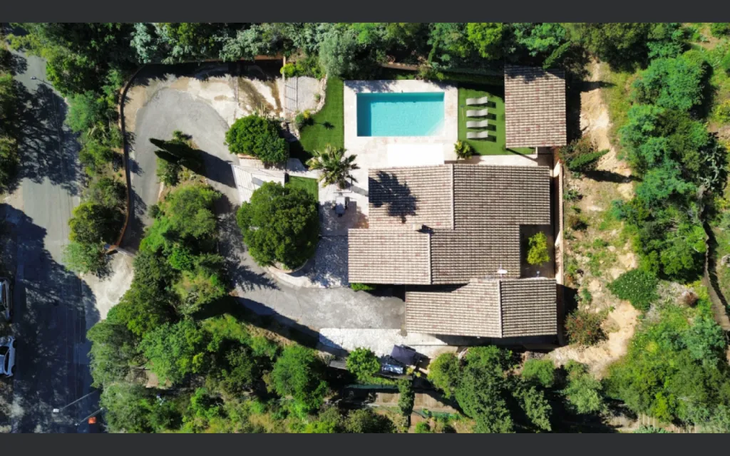 Villa 4 pièce(s) 3 chambre(s) 130 m² Les Issambres (83380)