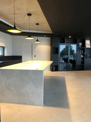 cuisine haut de gamme et sur mesure avec ilot central 