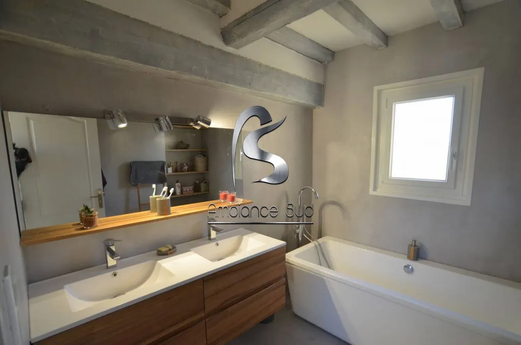 Salle de bain en béton ciré sanary sur mer