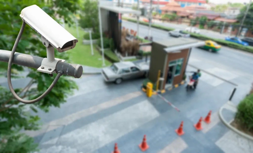 Ai-je le droit de filmer la voie publique depuis mes locaux ?