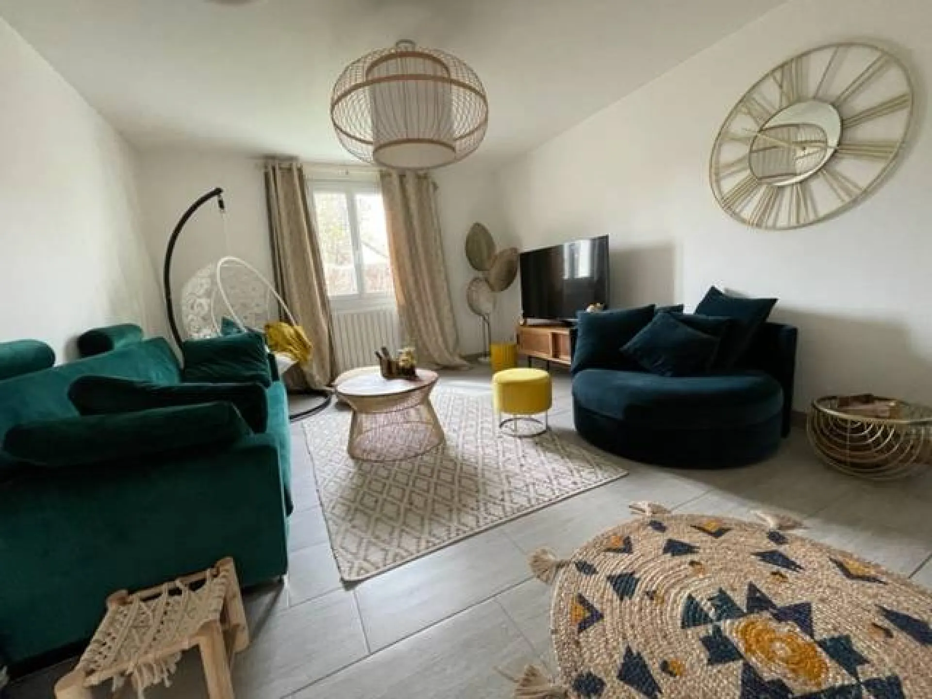 MAISON AVEC POÊLE A BOIS