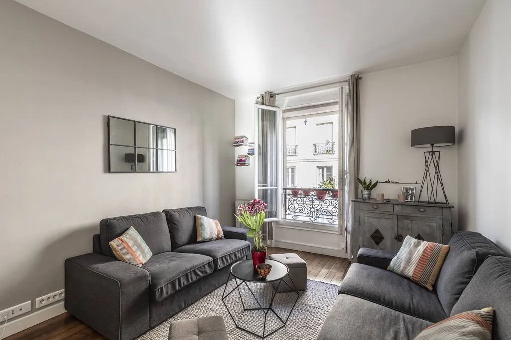 A vendre 2 pièces en parfait état à Levallois 92300