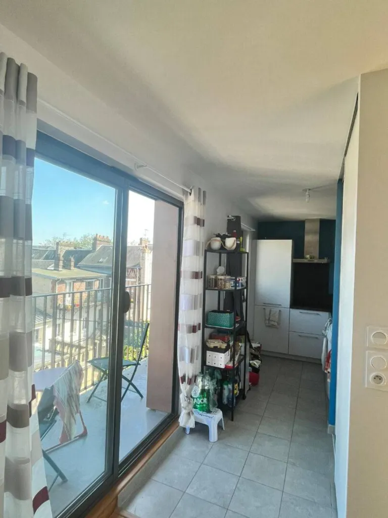 Situé au 25 rue de Buffon à Rouen