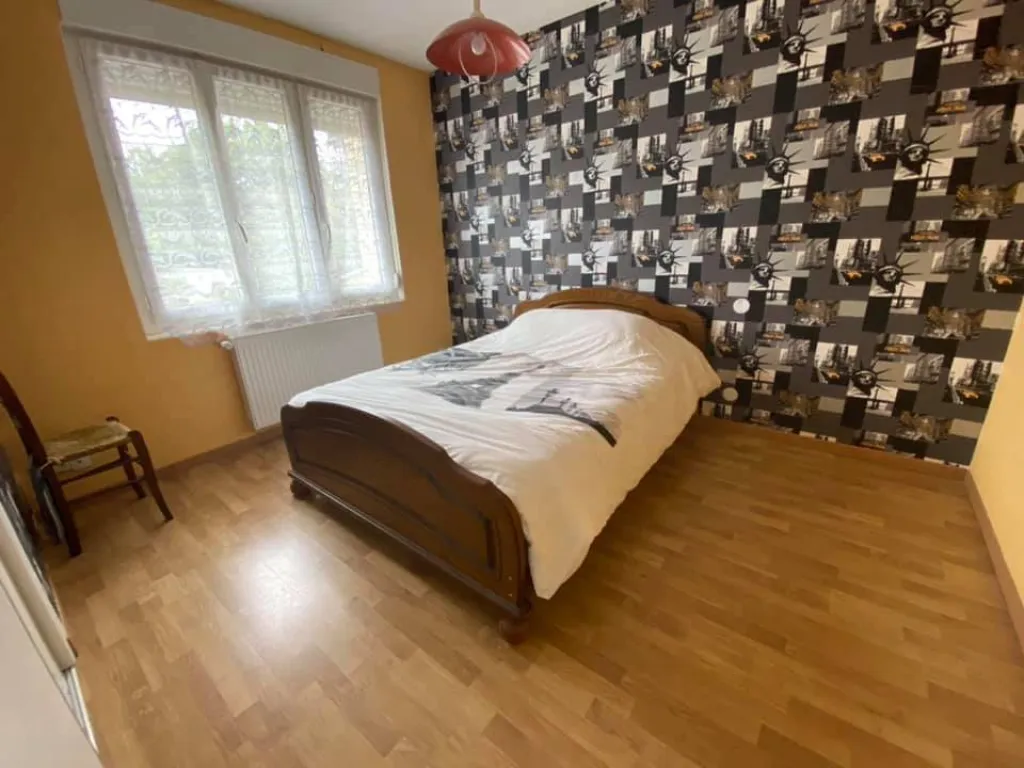 A acheter, beau pavillon plain pied sur sous-sol complet, 3 chambres, sur terrain clos de 550 m² TOURVILLE LA RIVERE 76410