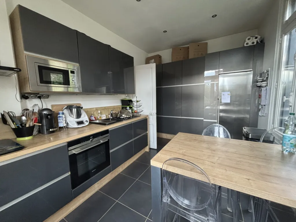 Cuisiné de qualité équipée