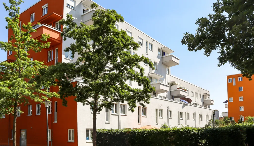 Rénovation de l’ancien bâtiment de l’ADAPEI en 28 logements, avec extension de 8 logements supplémentaires et construction de 6 logements individuels à Valserhôn