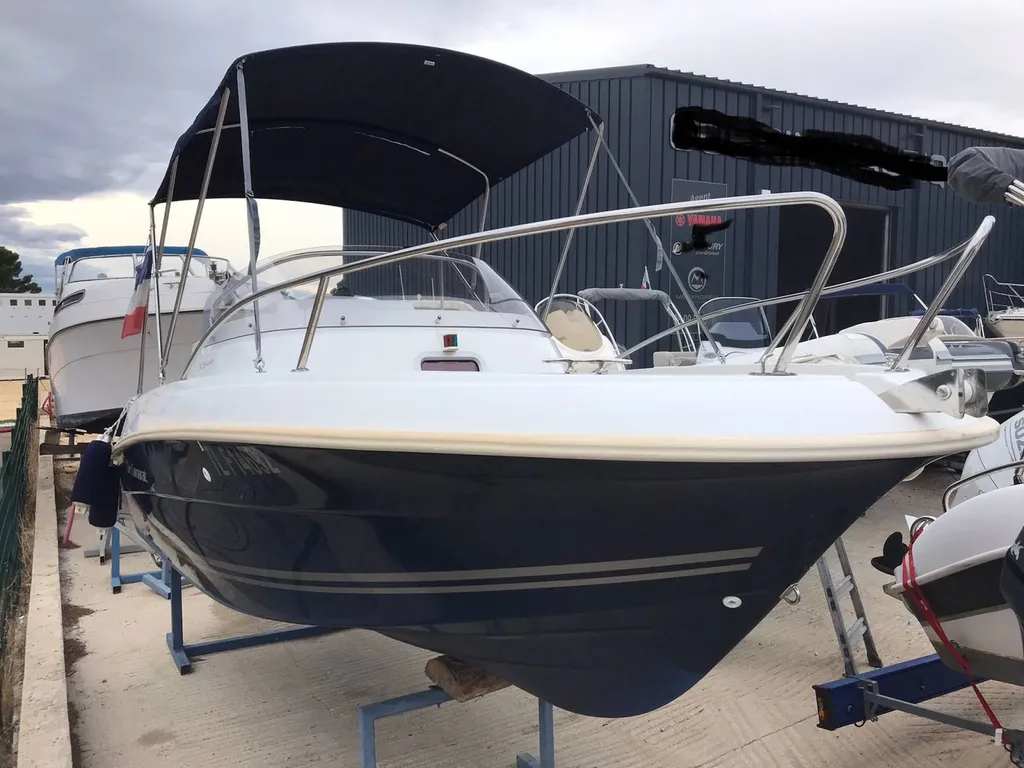 Acheter un bateau Jeanneau d'occasion