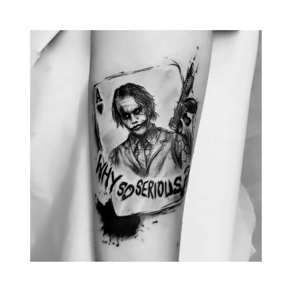 Réalisation d'un Tatouage Réaliste de Portrait sur le Bras à Craponne