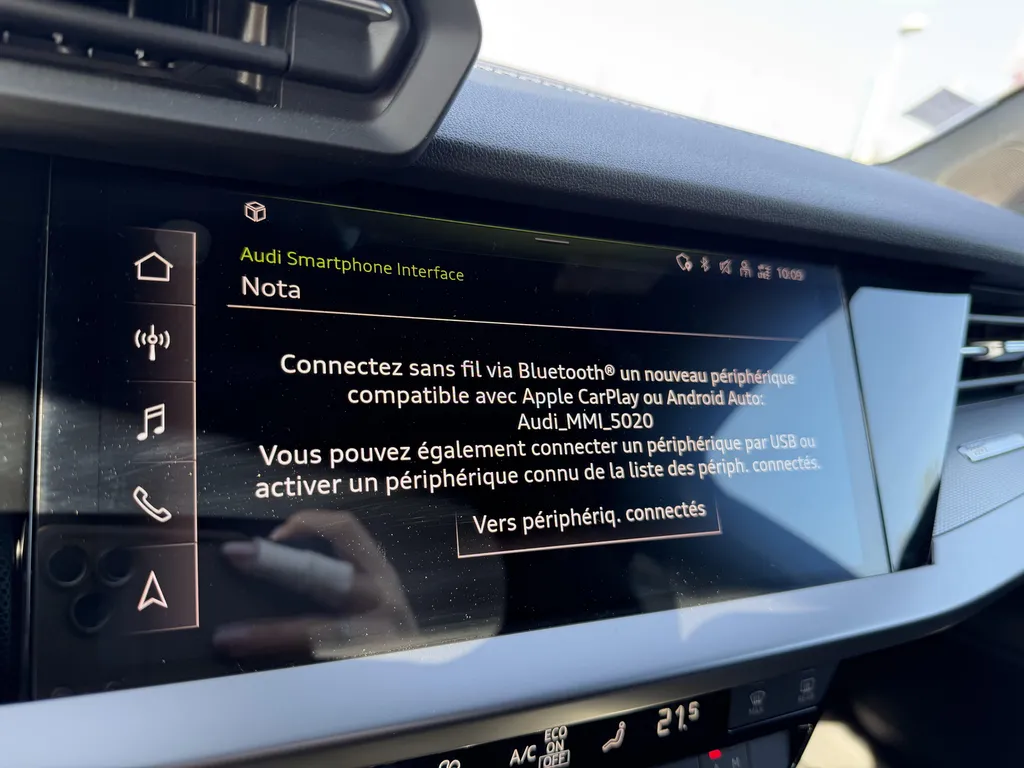 Achat voiture occasion Audi A3 Sportback hybride S Line disponible proche de Le Havre chez Caudebec Automobiles