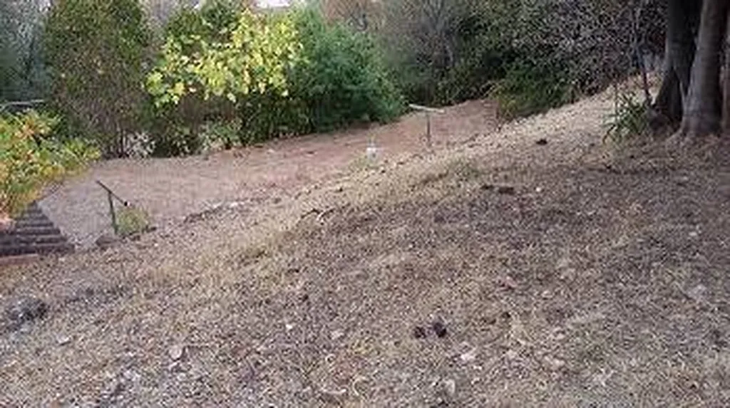 Terrain 711 m² - SOLLIES-PONT