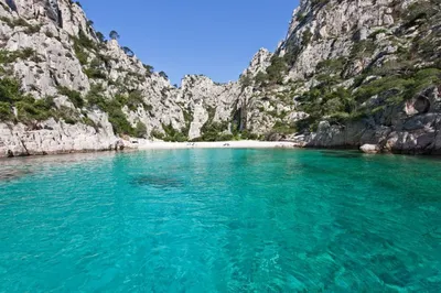 Stunning view of the Calanques of Cassis from an L'Eden Boat