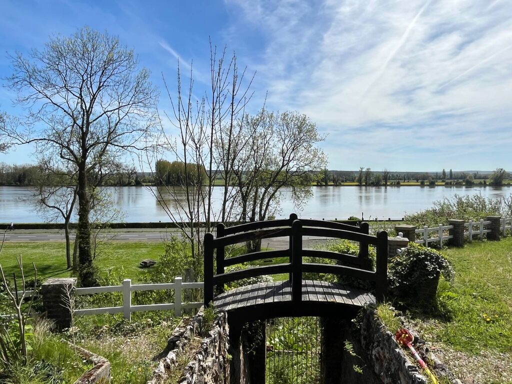 Maison de caractère, à vendre, située à Caudebec en Caux - Pleine VUE SEINE